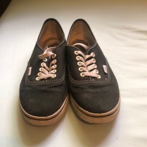 low top Black Vans